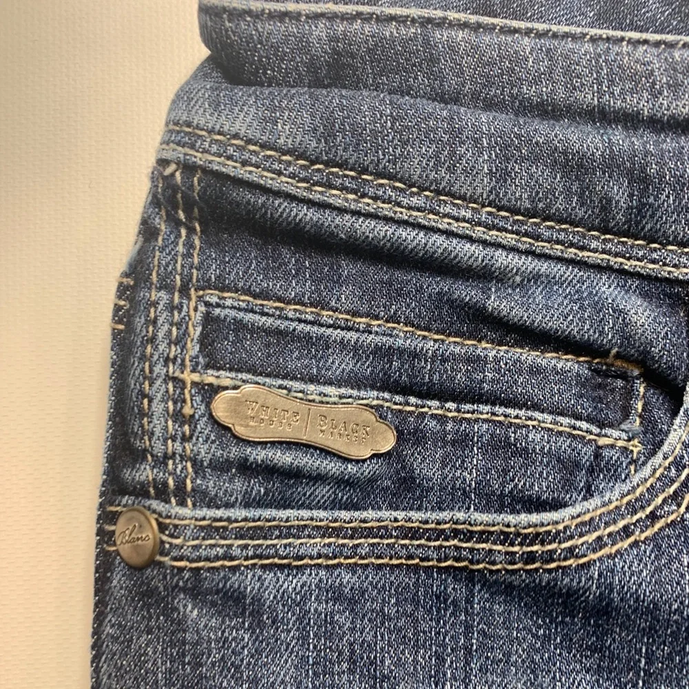 White House Black Market | Denim Jeans Size  4R - Picture 7 of 10